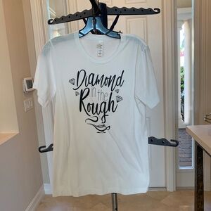 NWOT Canvas White/Black Diamond in the Rough T-shirt sz S/P